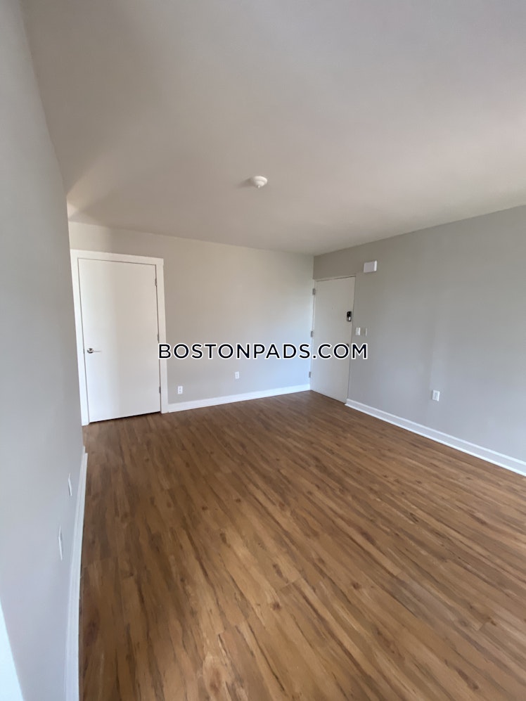 Bronsdon St., Boston