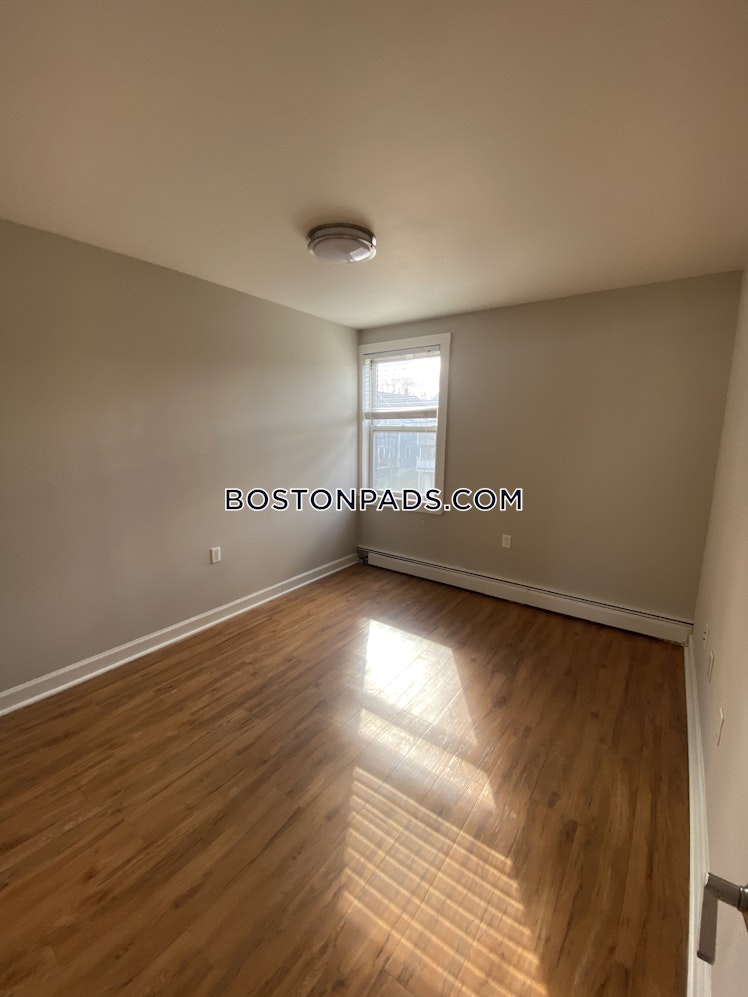 Bronsdon St., Boston