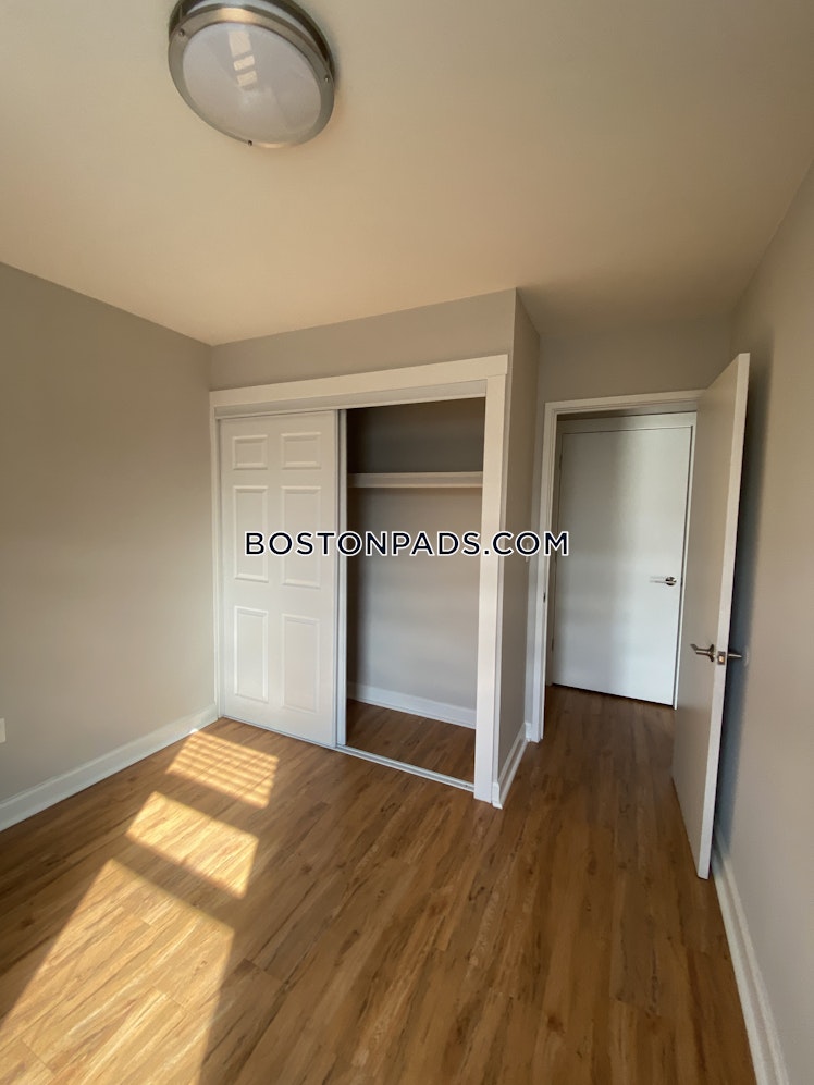 Bronsdon St., Boston