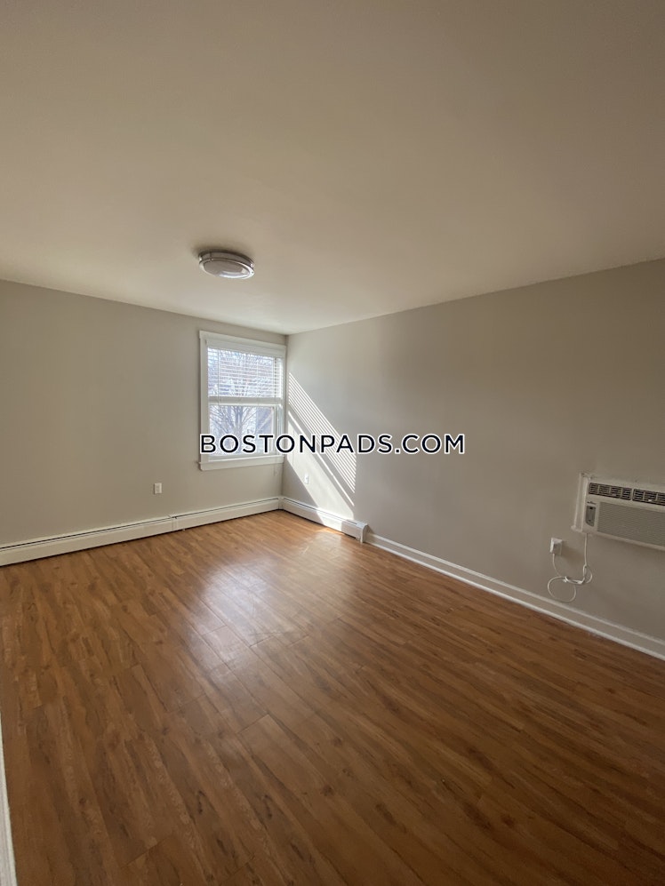 Bronsdon St., Boston