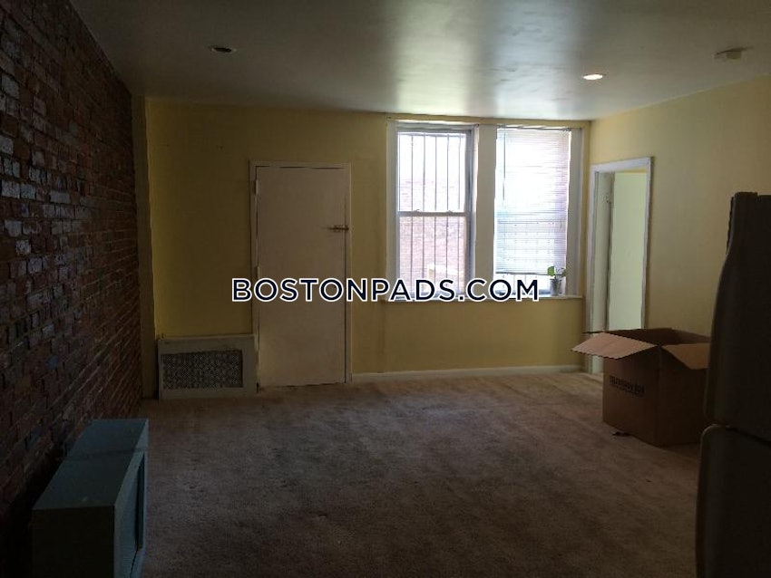 BOSTON - EAST BOSTON - JEFFRIES POINT - 4 Beds, 2 Baths - Image 9