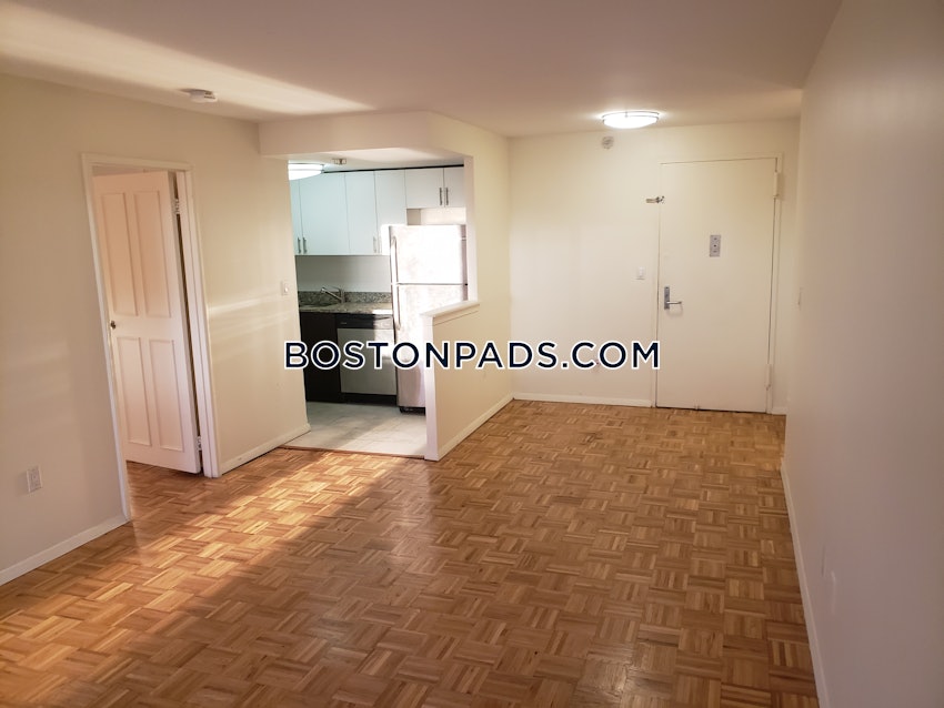 BROOKLINE- BOSTON UNIVERSITY - 2 Beds, 1.5 Baths - Image 4