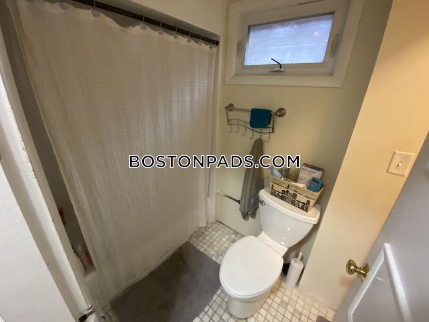 BOSTON - EAST BOSTON - MAVERICK - 4 Beds, 1 Bath - Image 10