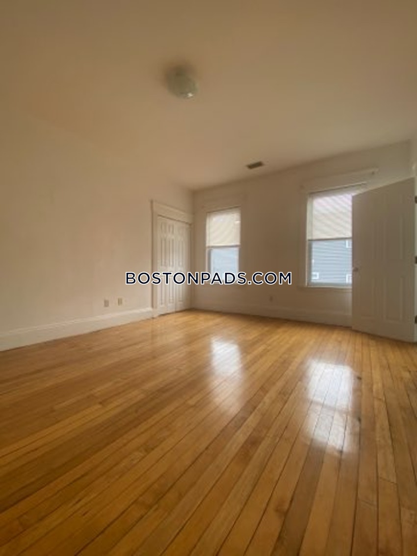 BOSTON - BRIGHTON - OAK SQUARE - 4 Beds, 2.5 Baths - Image 11