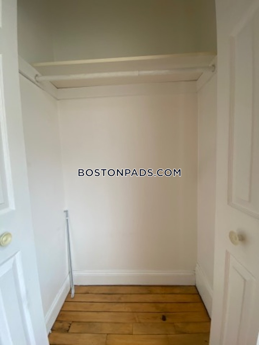 BOSTON - BRIGHTON - OAK SQUARE - 4 Beds, 2.5 Baths - Image 10