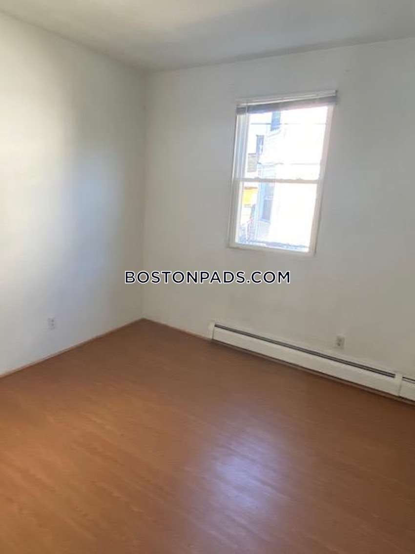 BOSTON - ALLSTON - 4 Beds, 2 Baths - Image 13