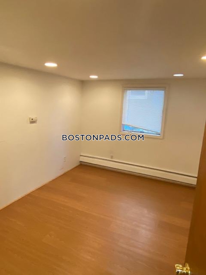 BOSTON - ALLSTON - 4 Beds, 2 Baths - Image 8