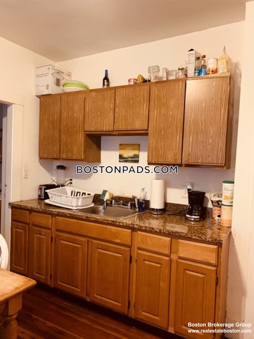 BOSTON - DORCHESTER - SAVIN HILL - 3 Beds, 1 Bath - Image 3