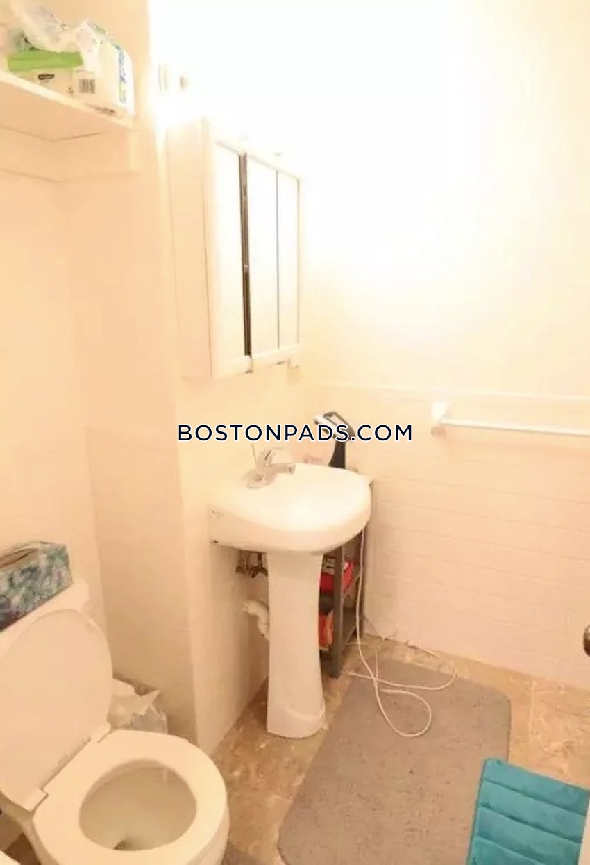 BOSTON - BRIGHTON - OAK SQUARE - 2 Beds, 1 Bath - Image 41