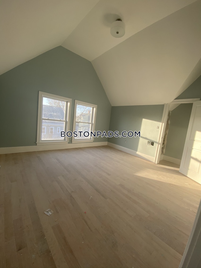 BOSTON - NORTH END - 1 Bed, 1 Bath - Image 9