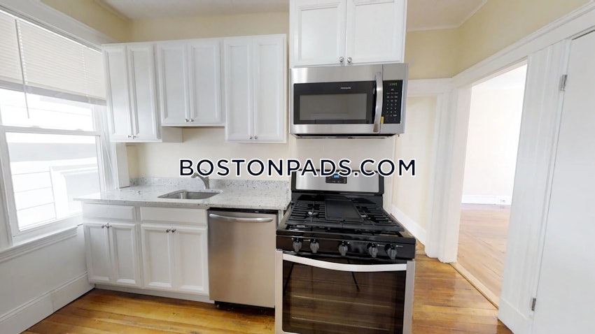 SOMERVILLE - DAVIS SQUARE - 3 Beds, 1 Bath - Image 60