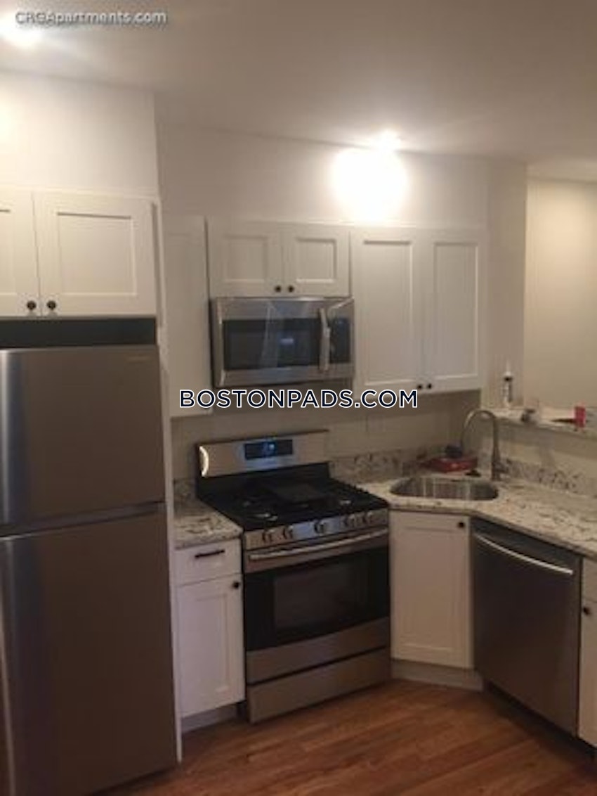 CAMBRIDGE - CENTRAL SQUARE/CAMBRIDGEPORT - 2 Beds, 1.5 Baths - Image 2