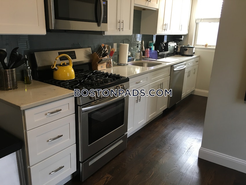 BOSTON - DORCHESTER - UPHAMS CORNER - 3 Beds, 1 Bath - Image 2