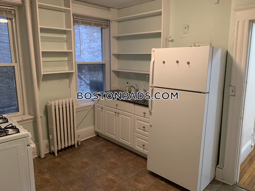 BOSTON - BEACON HILL - 1 Bed, 1 Bath - Image 1