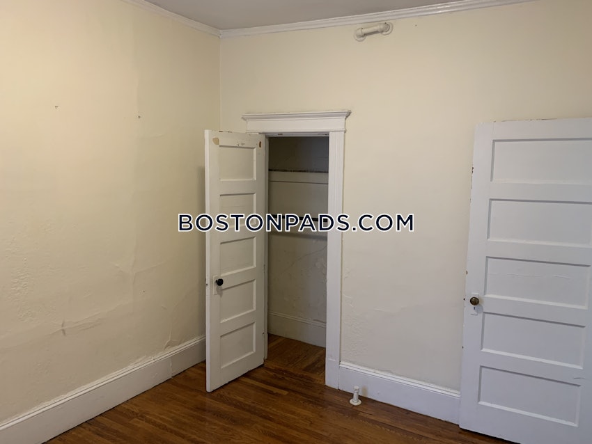 BOSTON - BEACON HILL - 1 Bed, 1 Bath - Image 3