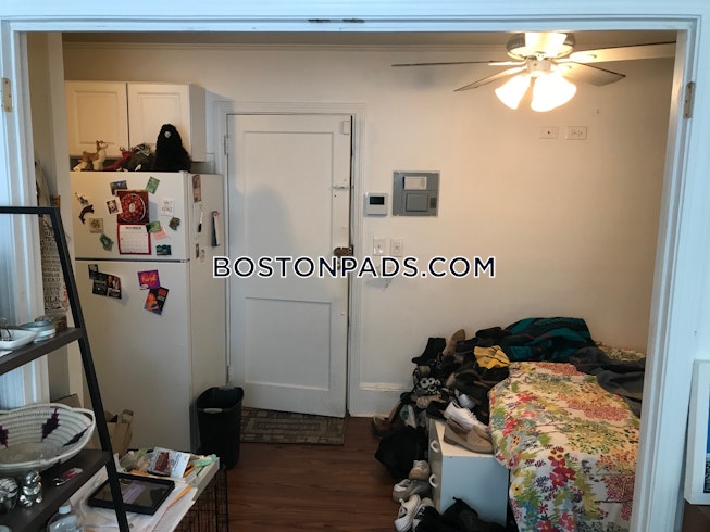 Boston - $2,800+ /mo