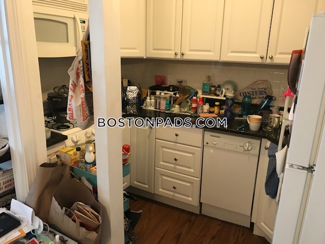 Boston - $2,800+ /mo