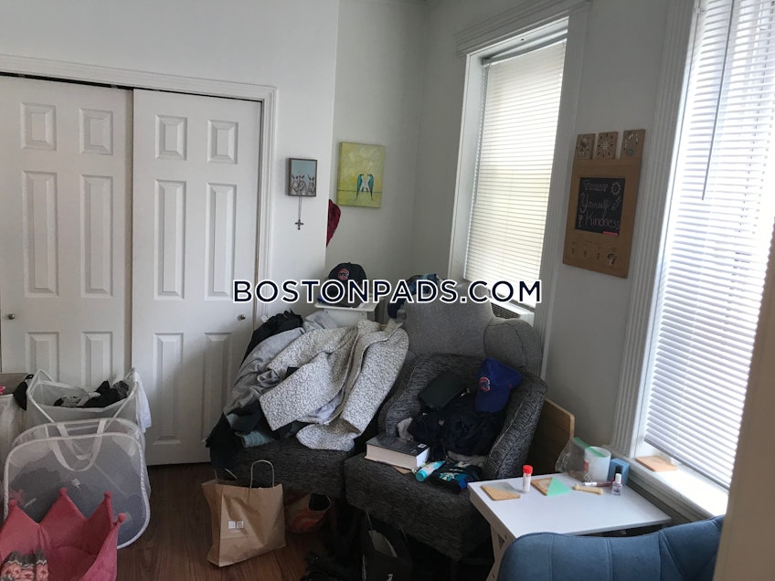 Boston - $2,800+ /month