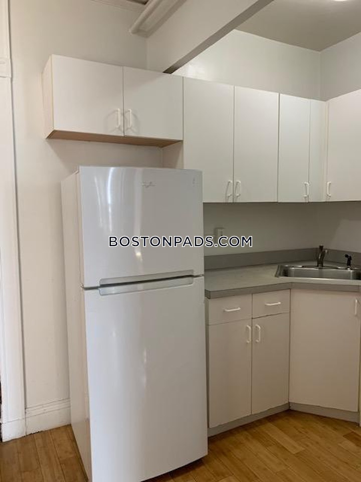 northeasternsymphony-apartment-for-rent-2-bedrooms-1-bath-boston-3700-8033670 