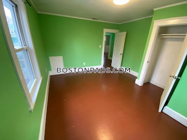 Brookline - 3 Beds, 1 Baths