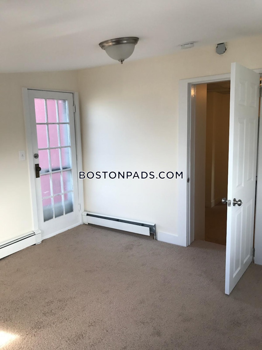 SOMERVILLE - UNION SQUARE - 3 Beds, 1 Bath - Image 5