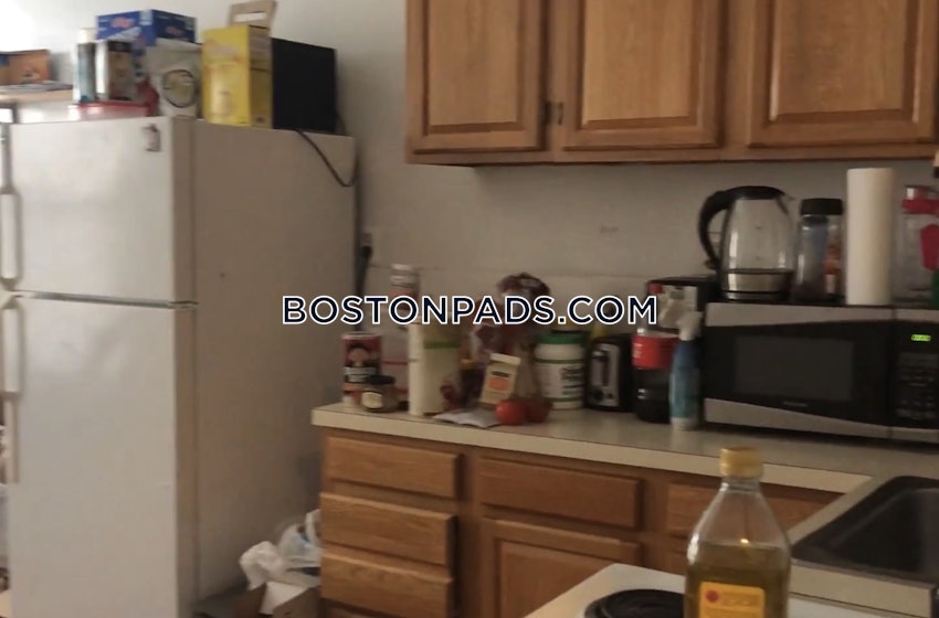 BOSTON - MISSION HILL - 2 Beds, 1 Bath - Image 4