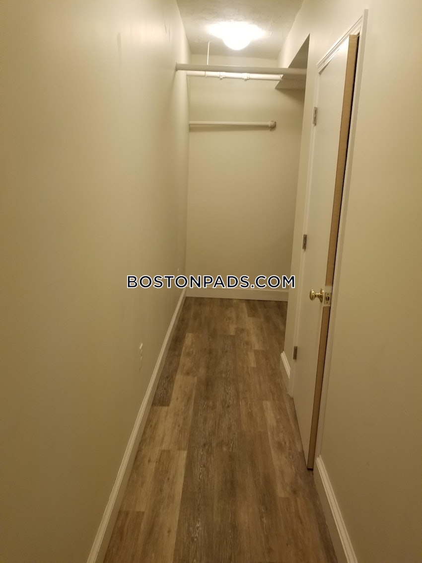 BOSTON - ALLSTON/BRIGHTON BORDER - 2 Beds, 1 Bath - Image 3