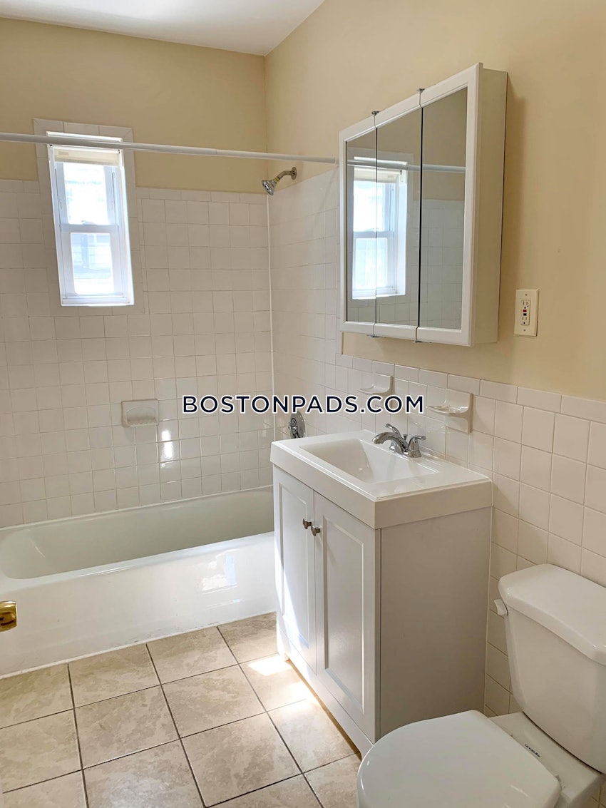 BOSTON - DORCHESTER - ASHMONT - 3 Beds, 1 Bath - Image 57