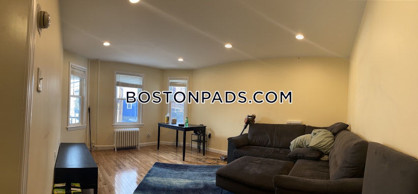 BOSTON - ROSLINDALE - 3 Beds, 1 Bath - Image 1