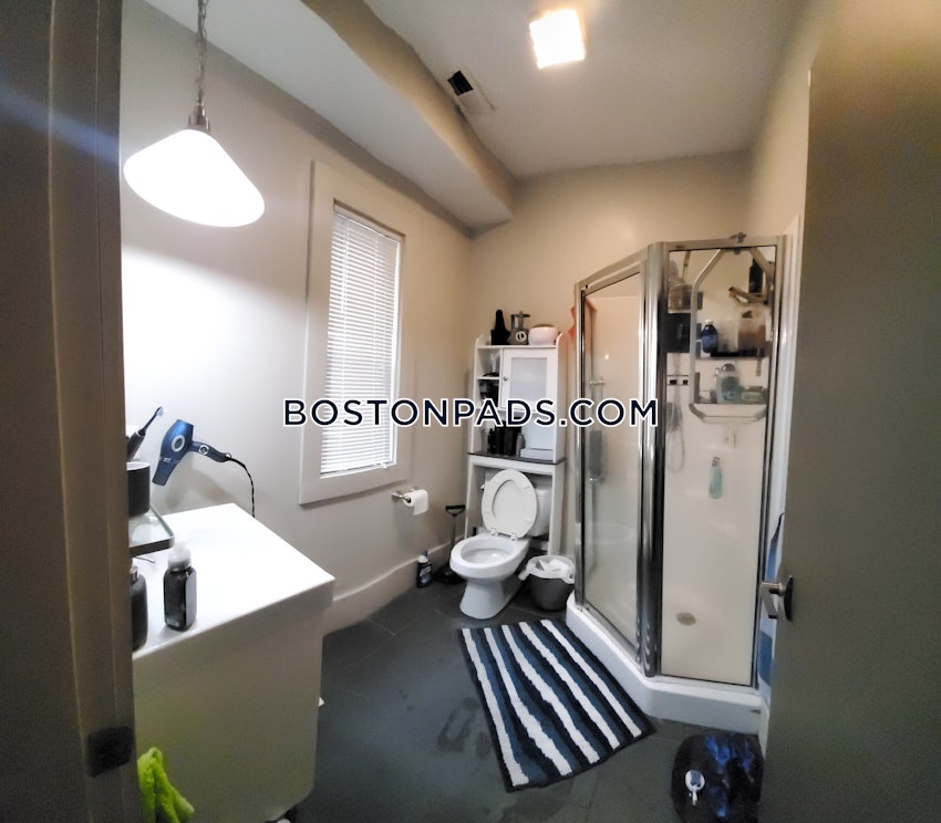 BOSTON - ALLSTON - 5 Beds, 2 Baths - Image 4