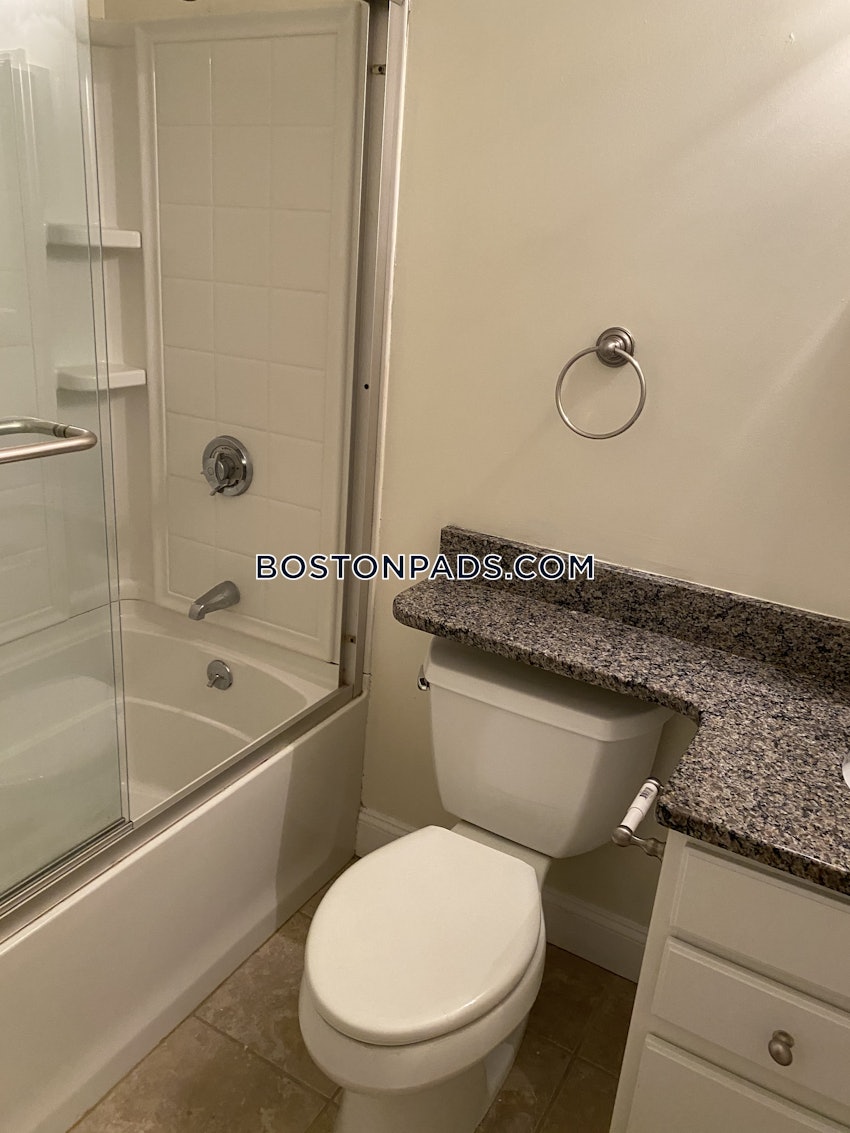 CHELSEA - 2 Beds, 2 Baths - Image 8