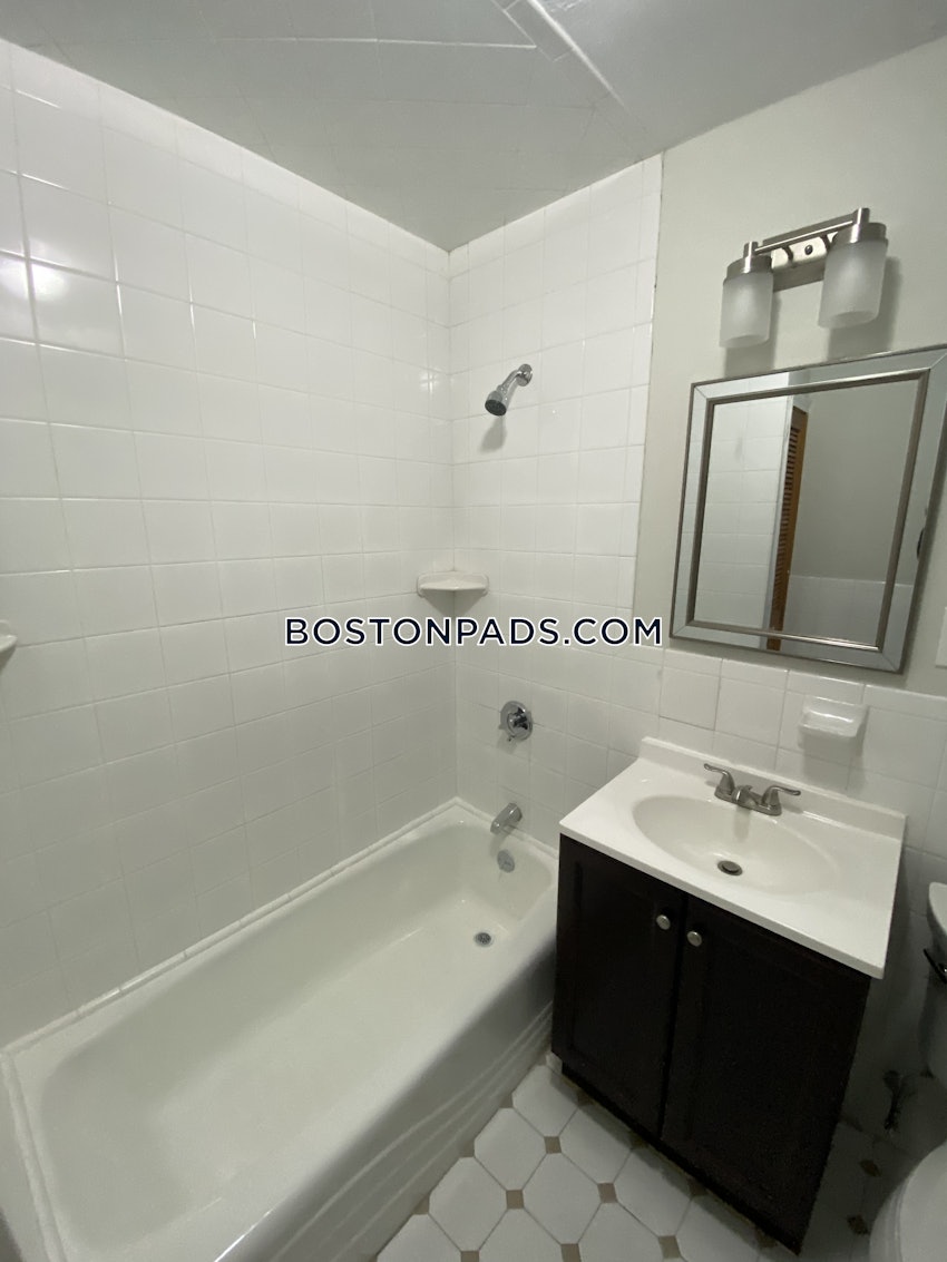 BOSTON - BRIGHTON - CLEVELAND CIRCLE - 3 Beds, 1 Bath - Image 80