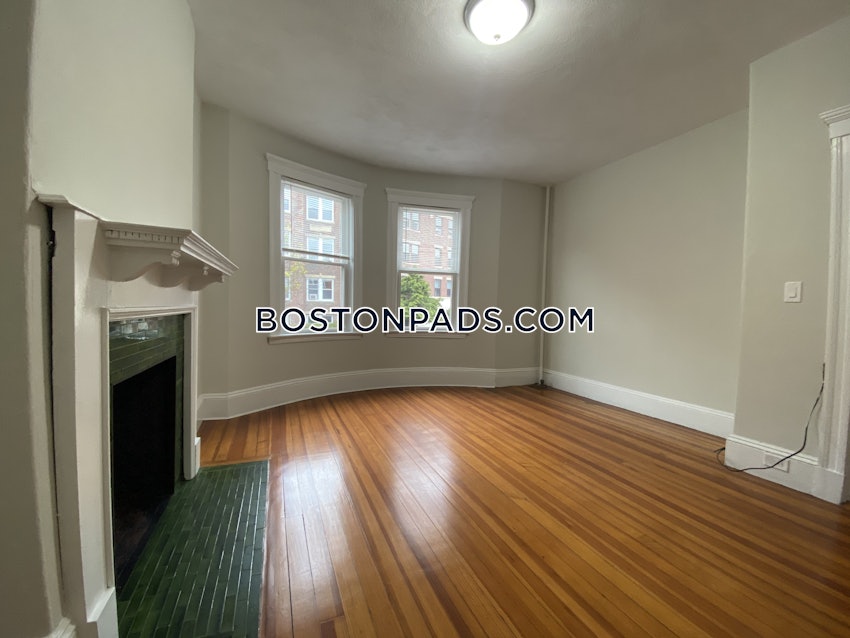 BOSTON - BRIGHTON - CLEVELAND CIRCLE - 3 Beds, 1 Bath - Image 31