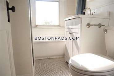 Boston - 0 Beds, 1 Baths