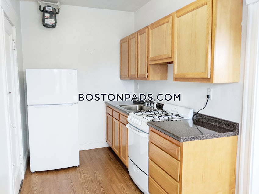 BOSTON - ALLSTON - 1 Bed, 1 Bath - Image 14