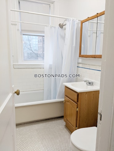 Boston - 0 Beds, 1 Baths