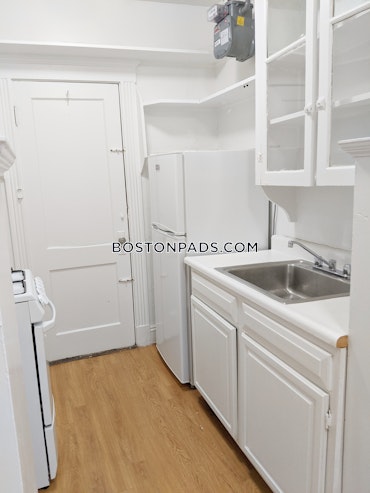 Boston - 0 Beds, 1 Baths