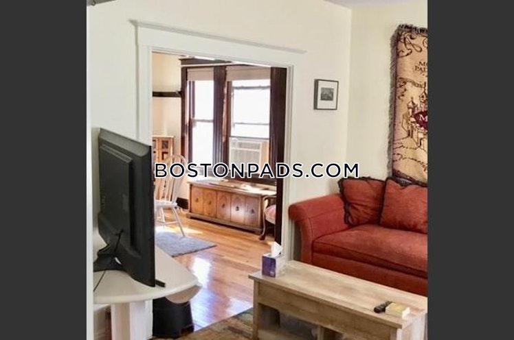 Frederick Ave., Medford