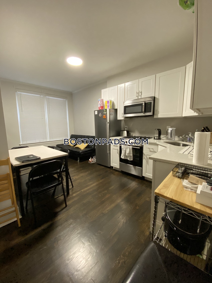 BOSTON - BACK BAY - 2 Beds, 1 Bath - Image 3