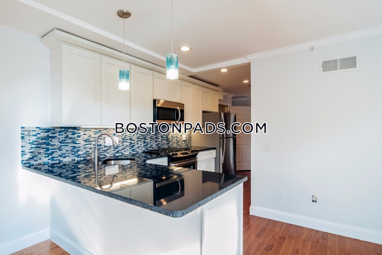 Maverick St., Boston