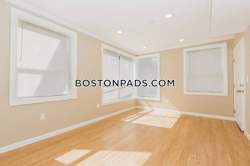 Boston - $3,150+ /month