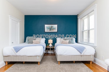 Brookline - 2 Beds, 1 Baths