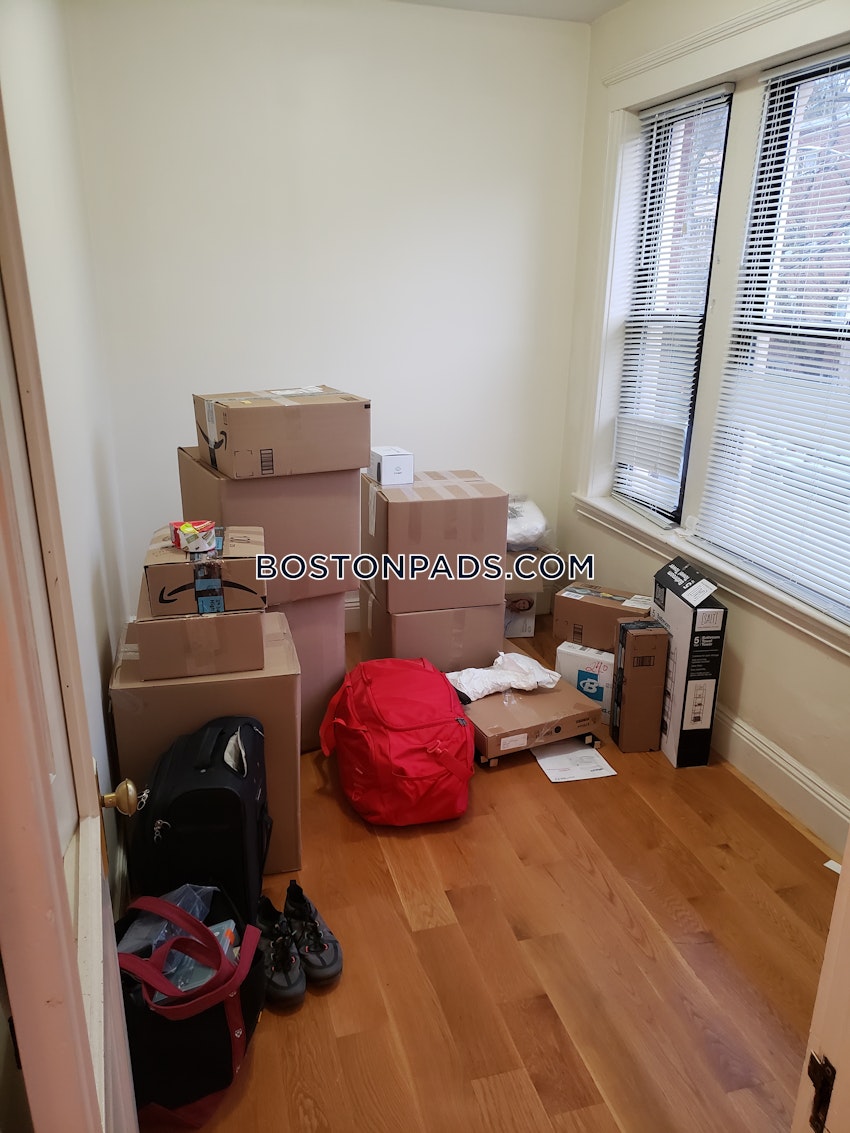 BOSTON - ALLSTON/BRIGHTON BORDER - 2 Beds, 1 Bath - Image 5