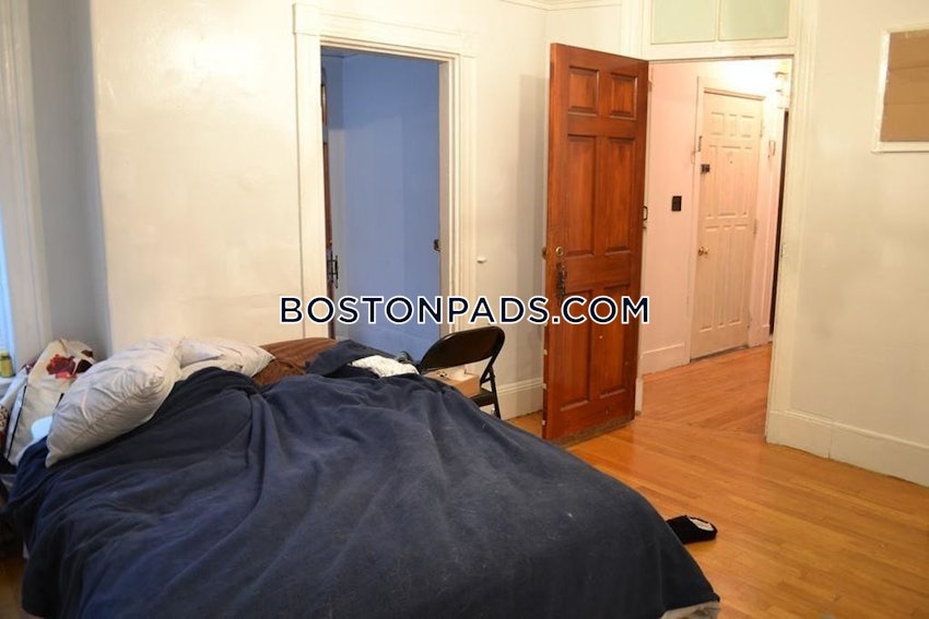 BOSTON - SOUTH END - 3 Beds, 1 Bath - Image 6