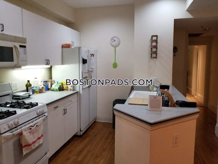 BOSTON - NORTHEASTERN/SYMPHONY - 2 Beds, 2 Baths - Image 2