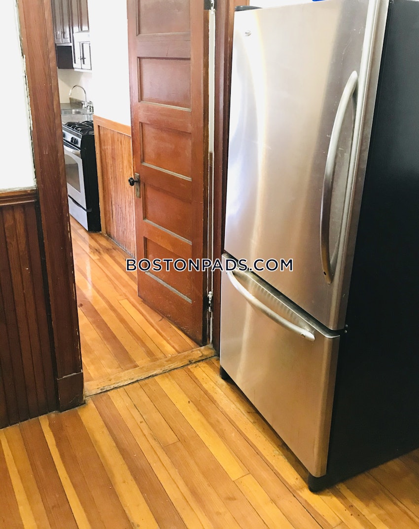 BOSTON - JAMAICA PLAIN - JAMAICA POND/PONDSIDE - 4 Beds, 1 Bath - Image 12