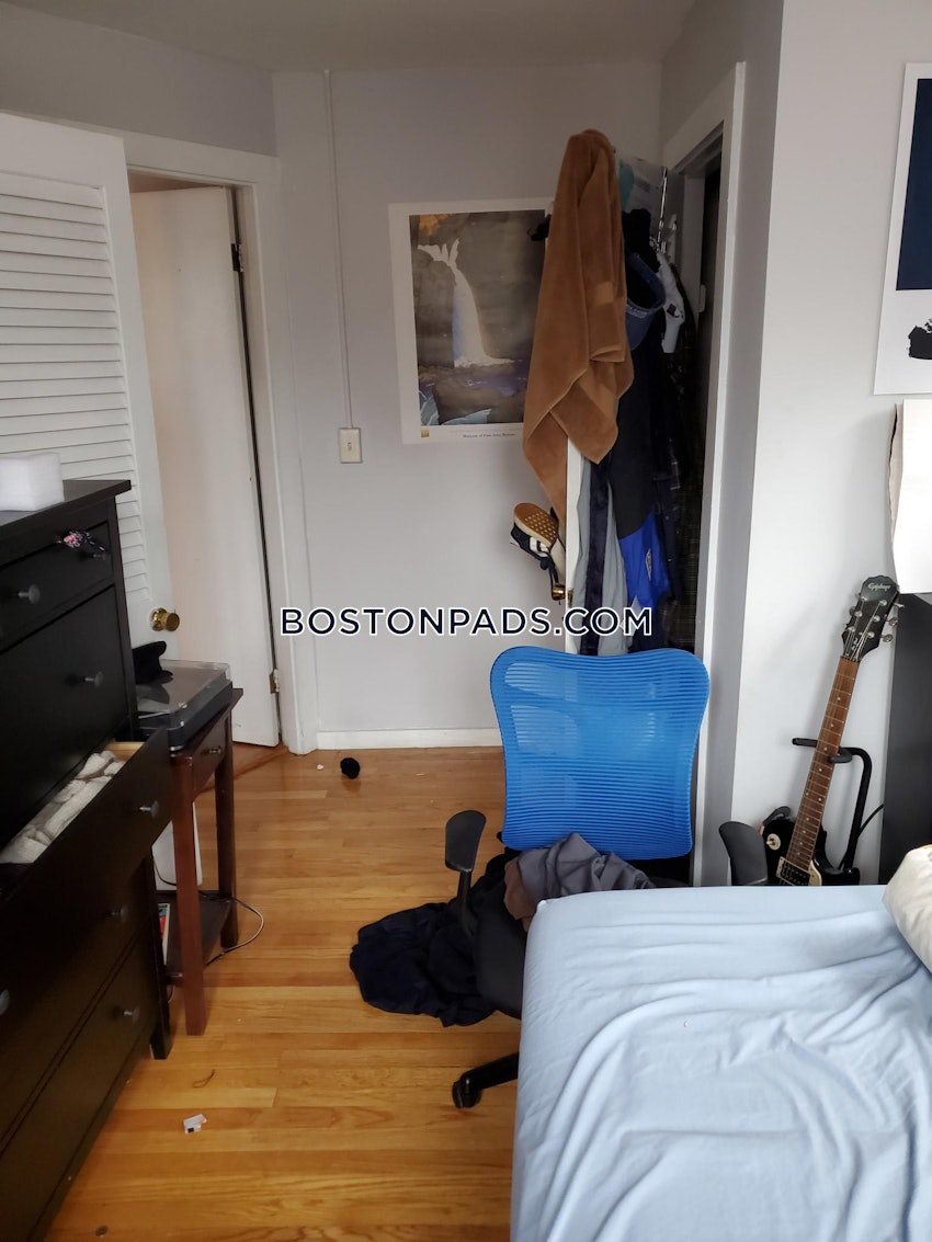 BOSTON - NORTH END - 2 Beds, 1 Bath - Image 6