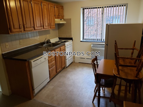 Chester St. Cambridge photo 6