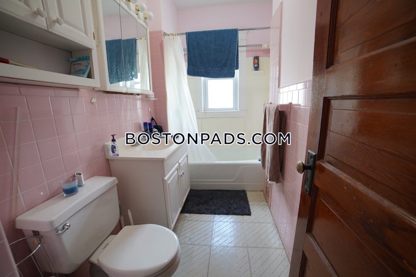 SOMERVILLE - WINTER HILL - 4 Beds, 1 Bath - Image 20