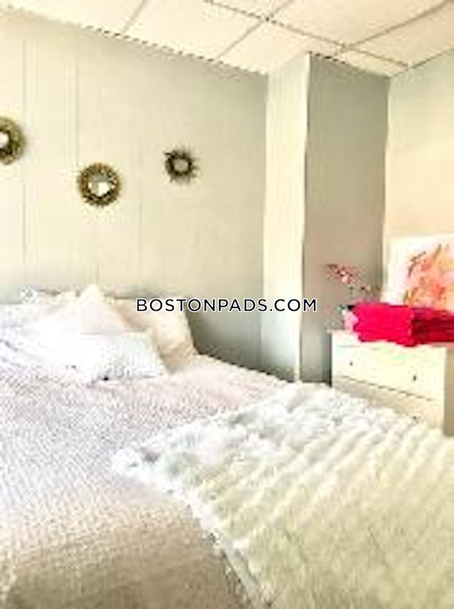 Boston - $3,150+ /mo